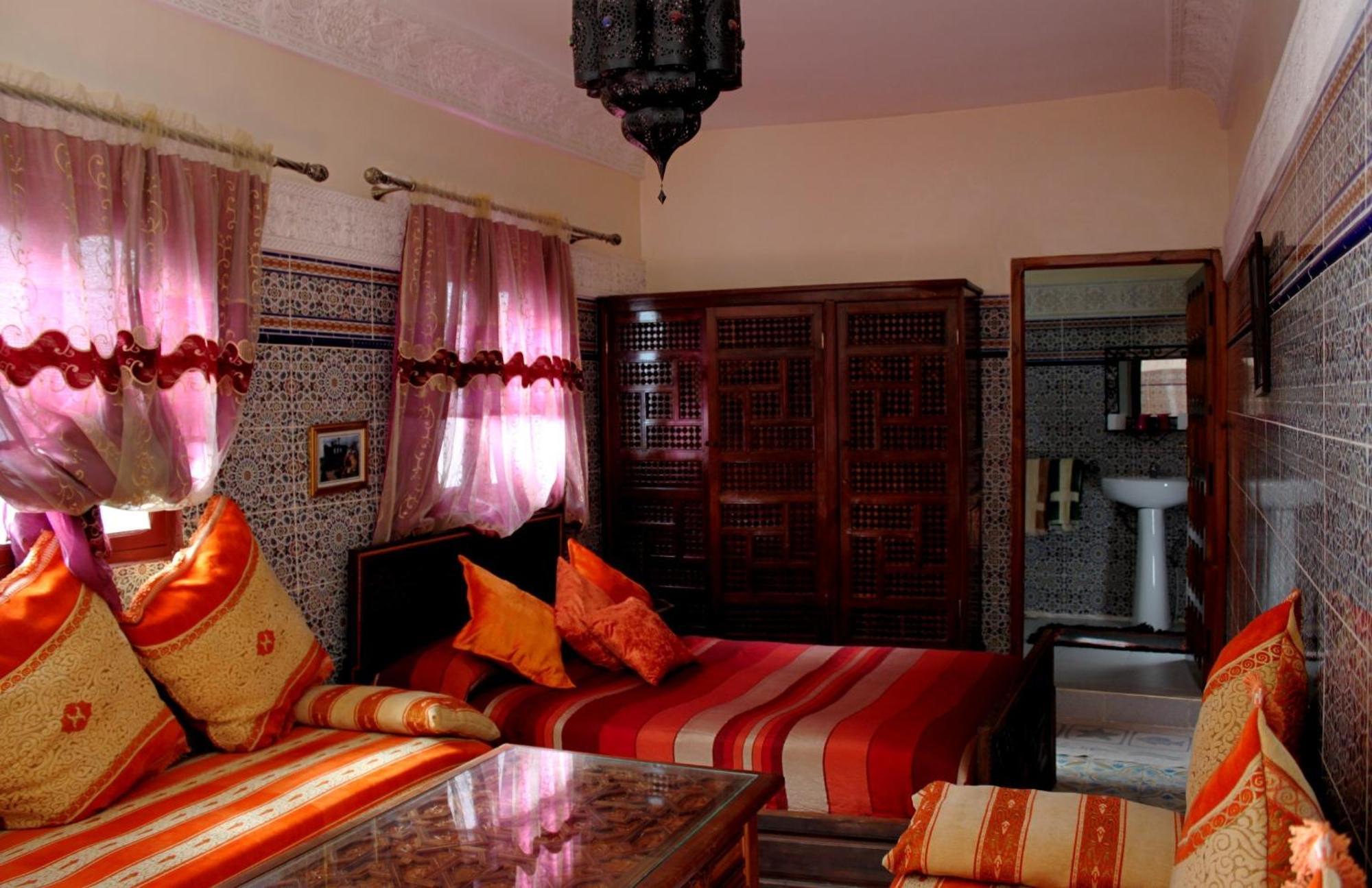 Ryad Bab Berdaine Meknes Ruang foto